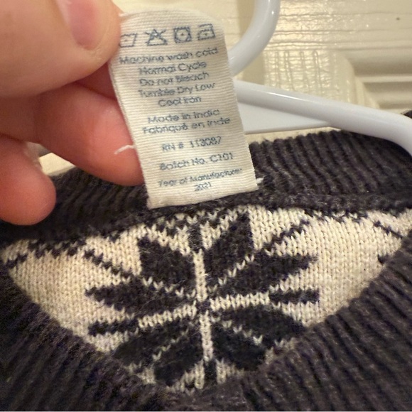 Kate Quinn Brown and Cream Nordic Sweater Onesie 12-18 months - Picture 5 of 5